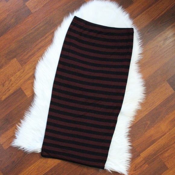 i jeans by Buffalo Dresses & Skirts - i Jeans By Buffalo maroon and black striped skirt